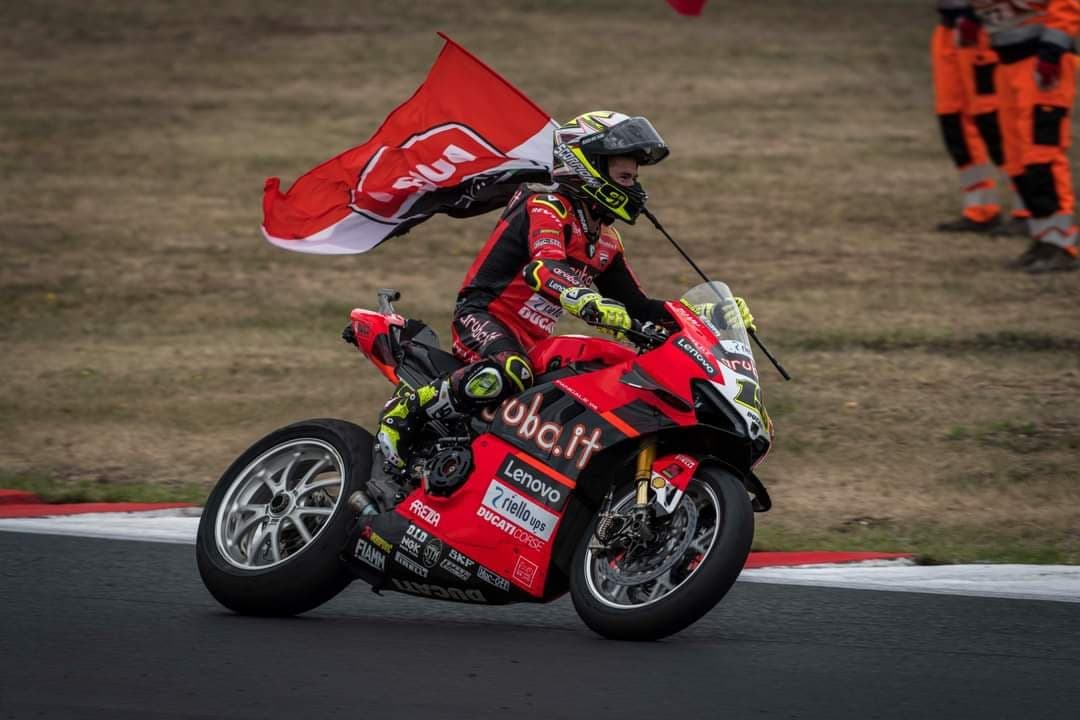 Featured image for “WSBK: BAUTISTA TAKES VICTORY IN CHAOTIC CZECH THRILLER – WSBK 2022: Autodrom Most Race One.”