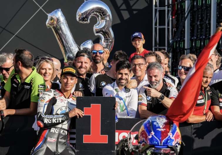 Featured image for “WSBK: Toprak Wins Superpole Race to Break Win Record!”