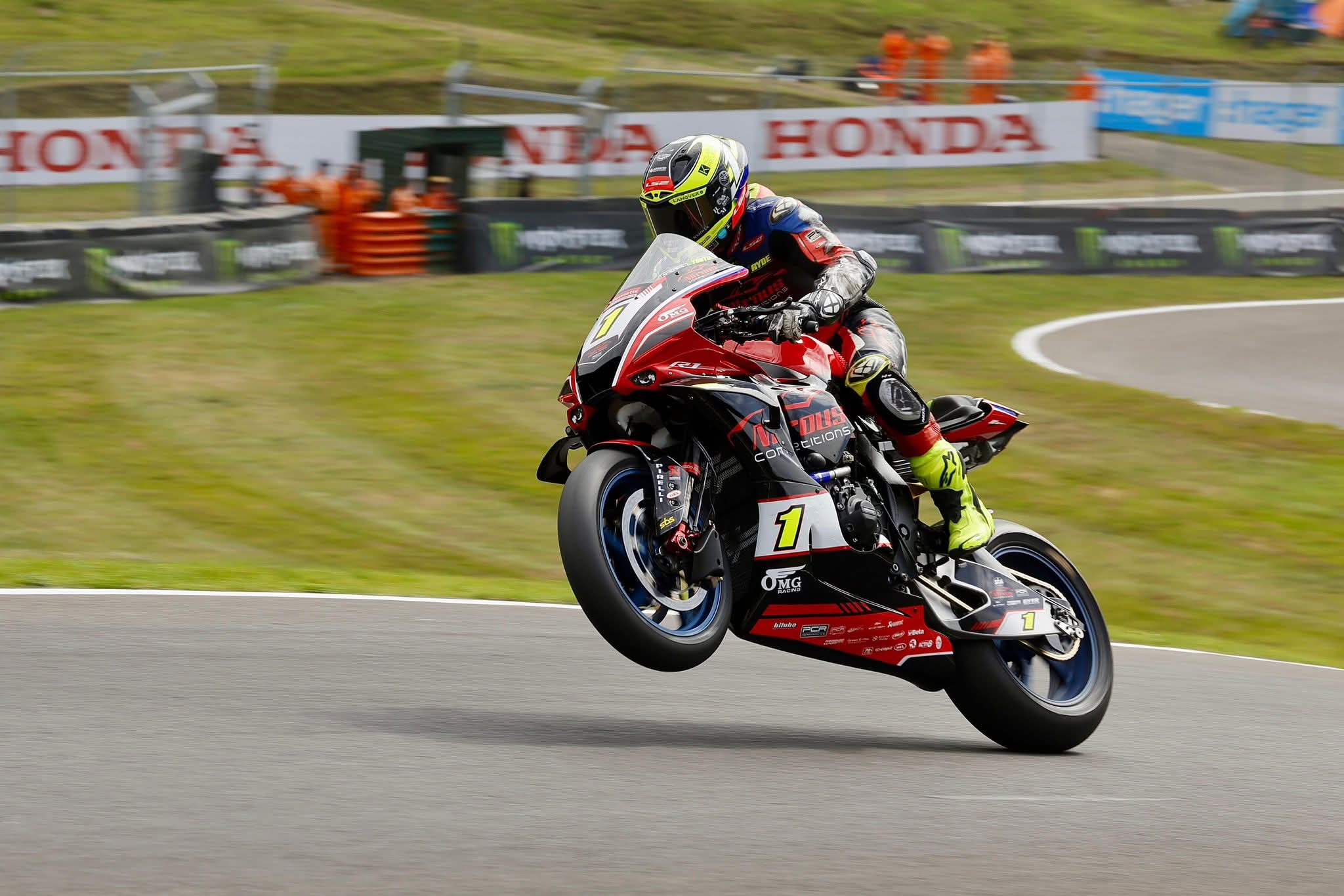Featured image for “BSB: Kyle Ryde Takes the Race Three Victory at Cadwell Park.”