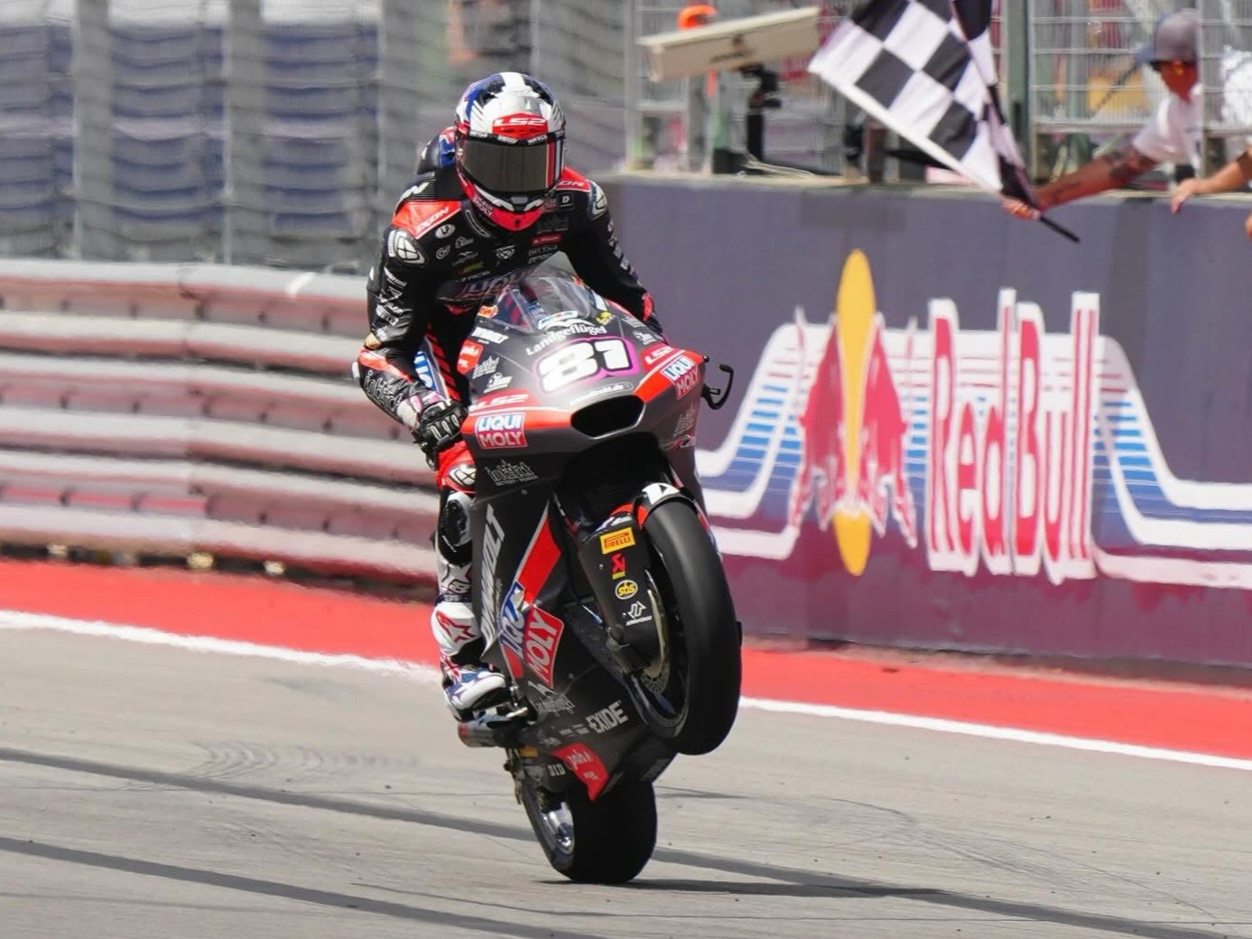 Featured image for “Moto2: Senna Agius takes emotional first victory of the season at COTA”