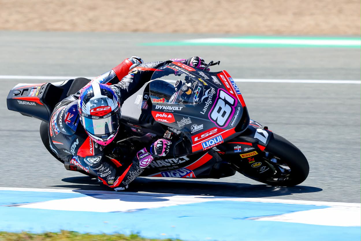 Featured image for “Moto2: Senna Agius takes victory in the Estrella Galicia 0,0 Grand Prix of Spain”