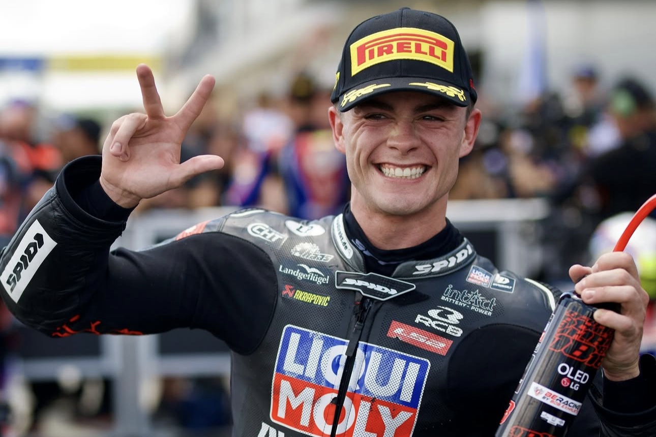 Featured image for “Moto2: Manuel Gonzalez makes it three on the bounce with victory in Hungarian Grand Prix”